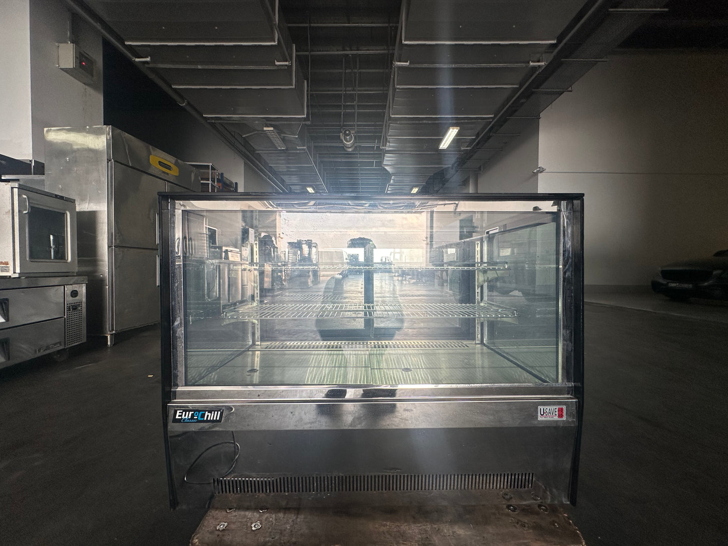 Cake Display Chiller | GN-900RT Image 4